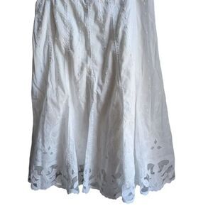 Elie Tahari Perfect Summer White Boho Dainty Embelished Midi Skirt Size M